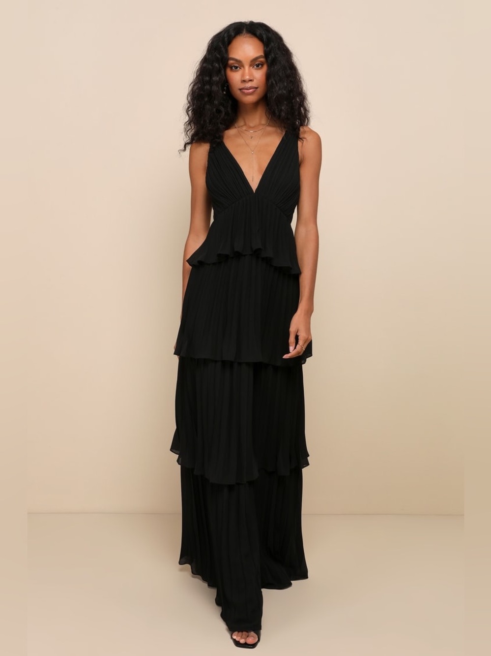 NWT Lulus Mesmerizing Essence Black Pleated Backless Tiered Maxi Dress Size Med